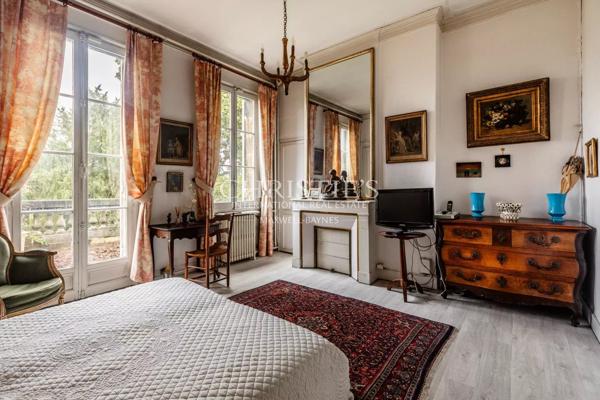 Croix de Seguey – Hotel Particulier, garage, jardin et ascenseur