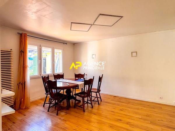 Sartrouville - Maison 6 pièces 100 m2 avec garage et dépendance 299 000 € **  - Référence  9590