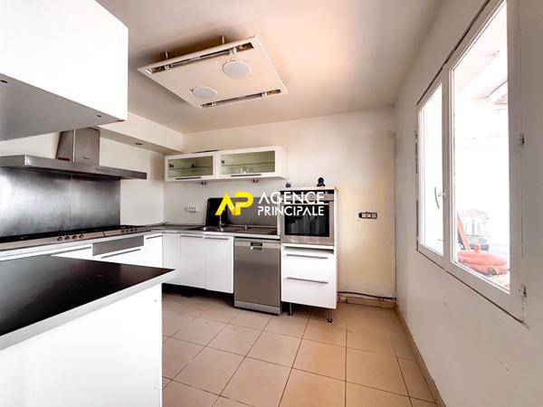 Sartrouville - Maison 6 pièces 100 m2 avec garage et dépendance 299 000 € **  - Référence  9590