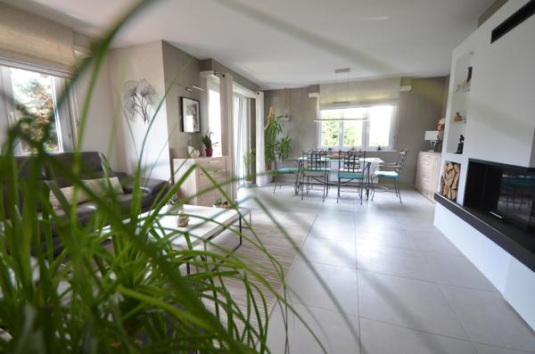 Exceptionnel appartement 5 pièces 3 chambres avec son terrain arboré