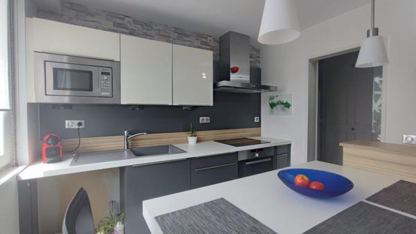 Exceptionnel appartement 5 pièces 3 chambres avec son terrain arboré