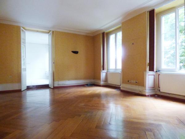 Lot de deux appartements réunis