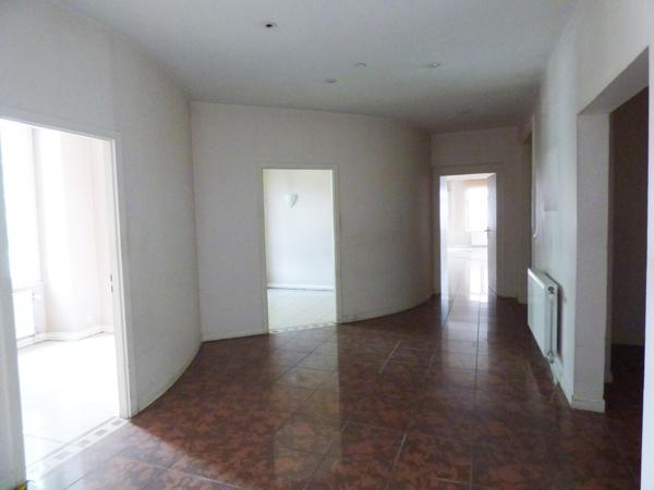 Lot de deux appartements réunis