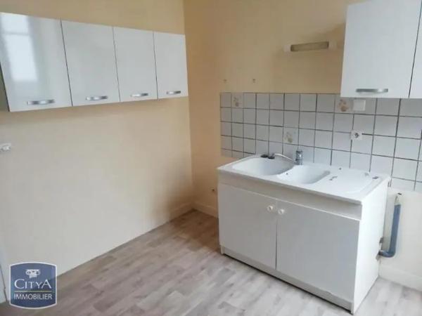 Appartement à louer 4 pièces 71.64m² Bourges (18000)