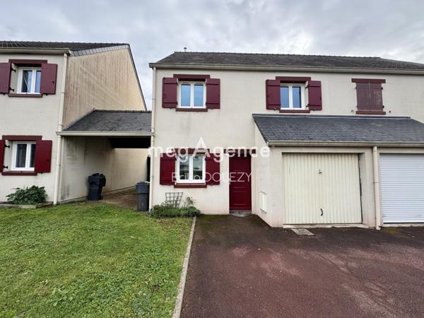 Maison à CHEMILLE-EN-ANJOU, 49120 - 5 pièces 85m²