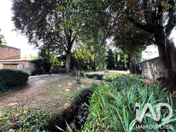 Maison à vendre 7 pièces 189 m² Fontenay-le-Comte