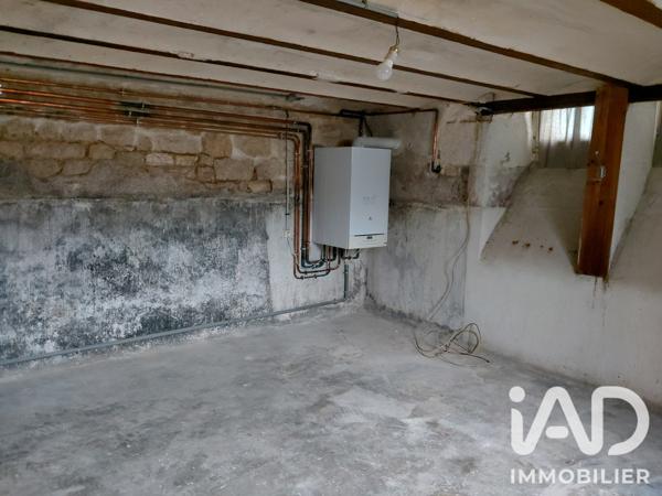 Maison à vendre 7 pièces 189 m² Fontenay-le-Comte