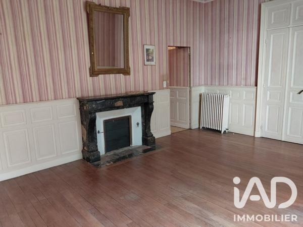Maison à vendre 7 pièces 189 m² Fontenay-le-Comte