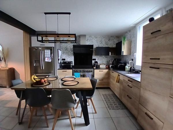 Maison Geste 8 pièce(s) 225.24 m2