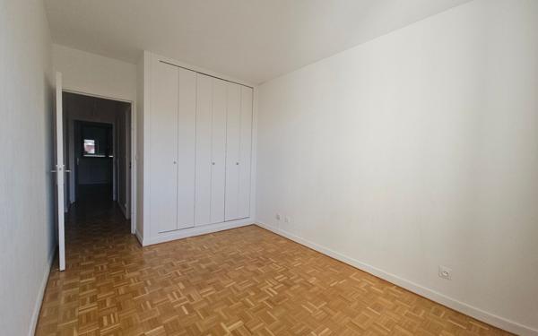 Appartement à vendre    3 pièces • 68,60 m2 Saint-Étienne