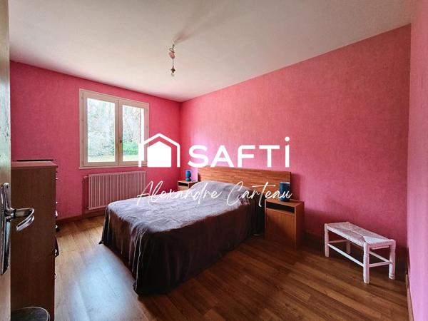 Charmante traditionnelle sur 2500 m² de terrain