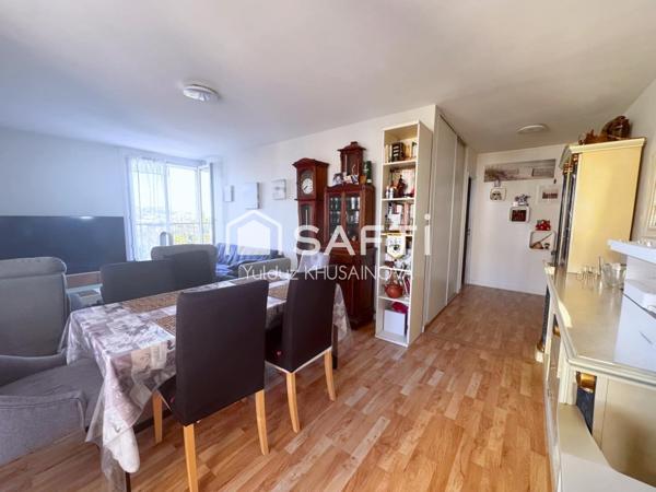 BEL APPARTEMENT T4 DE 83 M²