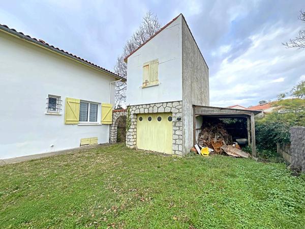 MAISON à SAINT PALAIS SUR MER