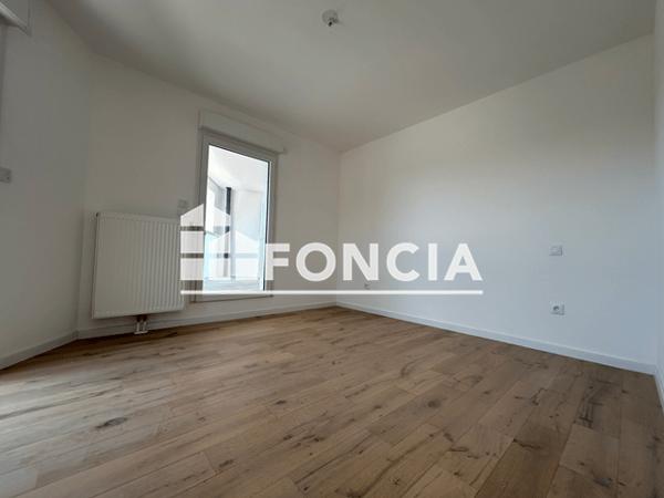 Location Appartement 3 pièces 66.6 m² - AVENUE DE BOLLAERT Lens 62300
