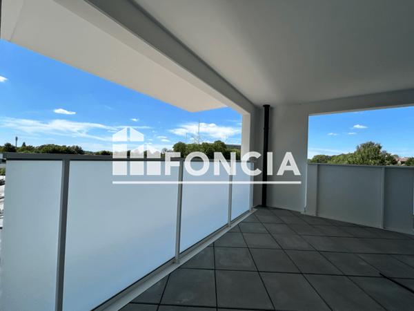 Location Appartement 3 pièces 66.6 m² - AVENUE DE BOLLAERT Lens 62300
