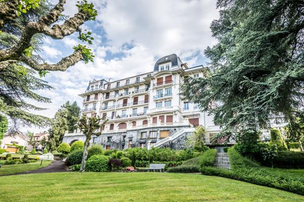 Vente Appartement de luxe Évian-les-Bains 6 Pièces 230 m²