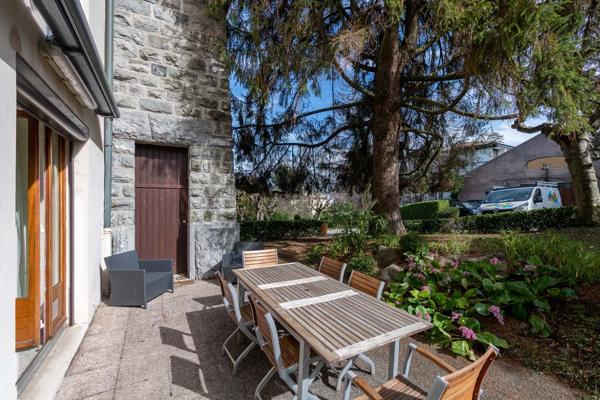 Vente Appartement de luxe Évian-les-Bains 6 Pièces 230 m²