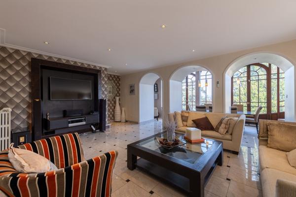 Vente Appartement de luxe Évian-les-Bains 6 Pièces 230 m²