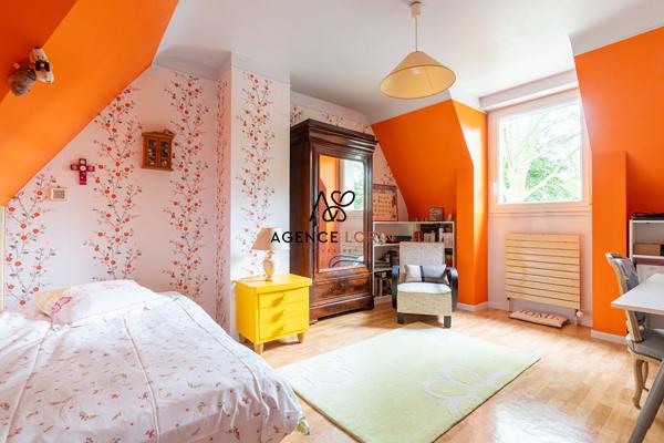 Maison Chatou - 8 pièces - 188.57 m² Chatou Maison Chatou - 8 pièces - 188.57 m² Chatou