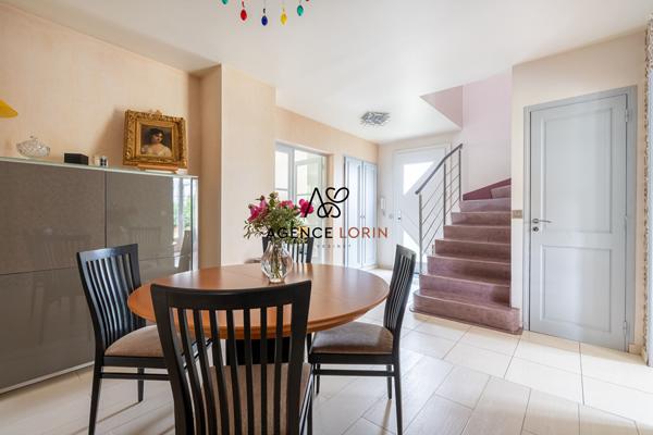 Maison Chatou - 8 pièces - 188.57 m² Chatou Maison Chatou - 8 pièces - 188.57 m² Chatou