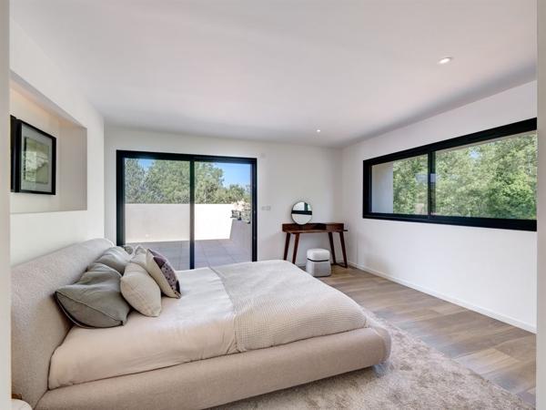 Vente Villa de luxe Tourrettes 5 Pièces 240 m²