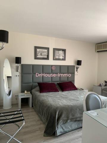 Commerce à vendre 40 pièces de 1 409 m²