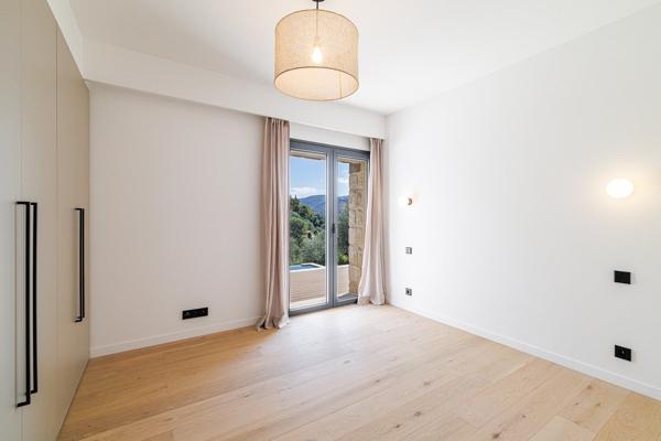 Vente Maison contemporaine Nice 6 Pièces 190 m²