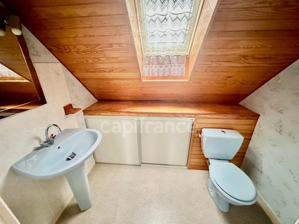 PLOUNEVEZEL - Maison à vendre 5 pièces - Joli jardin clos