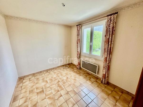 PLOUNEVEZEL - Maison à vendre 5 pièces - Joli jardin clos