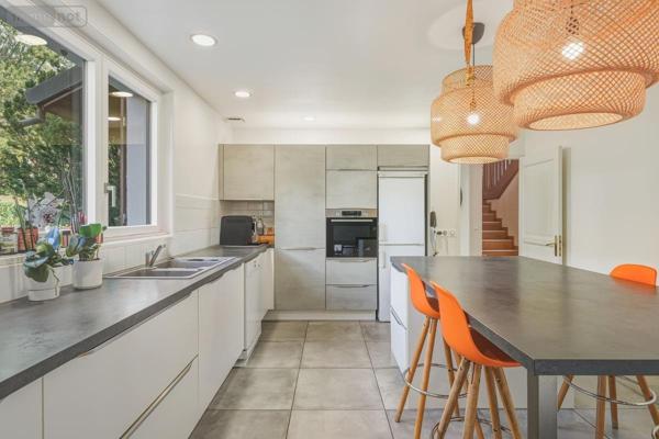 Maison à vendre à Thoiry dans l'Ain (01710), ref : 01047-723