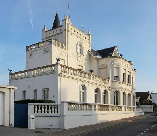 Vente Maison de luxe Wimereux 5 Pièces 321 m²