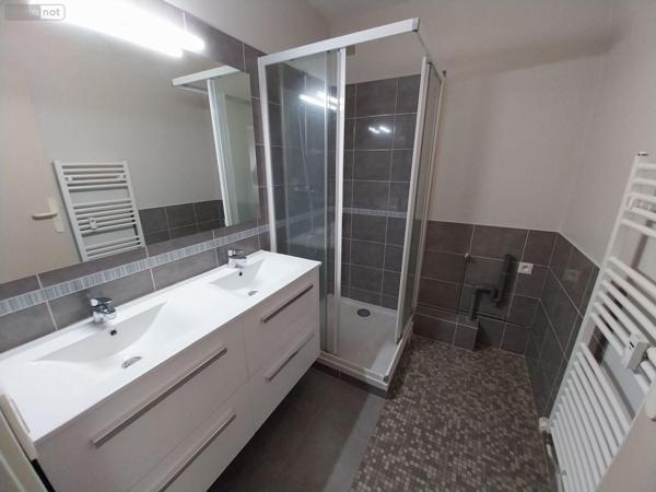 Appartement à vendre à Vitré en Ille-et-Vilaine (35500), ref : 35131-120   
Centre-ville