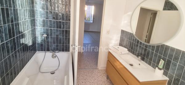 VICHY (03) - A VENDRE - Maison de ville - 110 m² + garage fermé