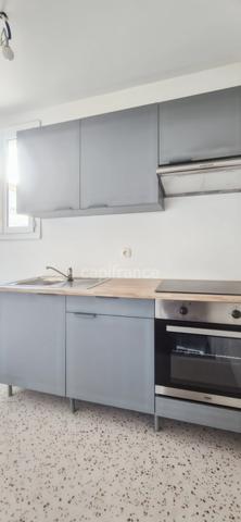 VICHY (03) - A VENDRE - Maison de ville - 110 m² + garage fermé