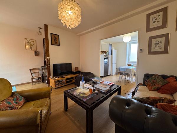 A vendre MAISON type 3/4 rénovée au calme de Périgueux avec garage et jardin