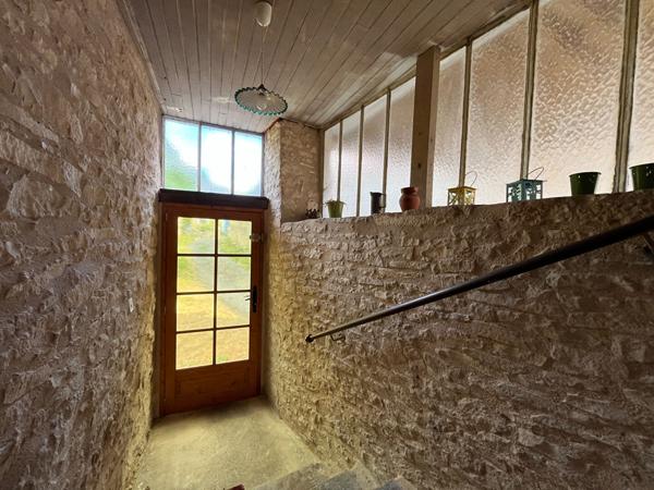 A vendre Maison de village sur la commune de Cubjac Auvezere Val d'Ans24640
