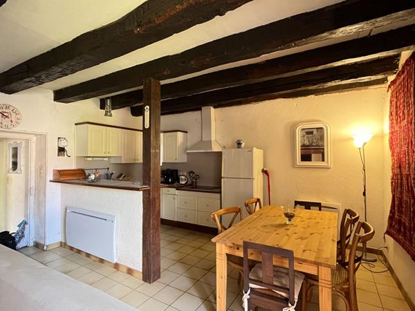 A vendre Maison de village sur la commune de Cubjac Auvezere Val d'Ans24640