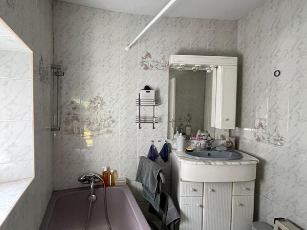 A vendre Maison de village sur la commune de Cubjac Auvezere Val d'Ans24640