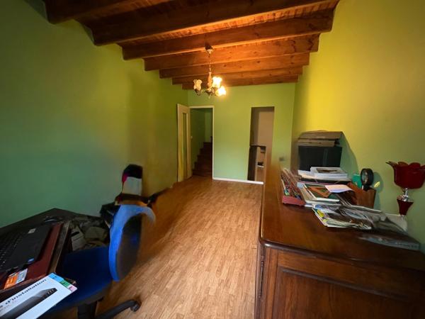 🏡 Cerisy-la-Salle – Maison mitoyenne d’un côté, 126 m² + dépendance de 54 m² (50)