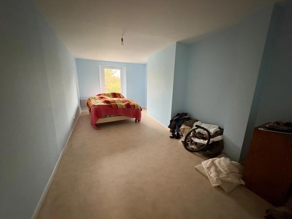 🏡 Cerisy-la-Salle – Maison mitoyenne d’un côté, 126 m² + dépendance de 54 m² (50)