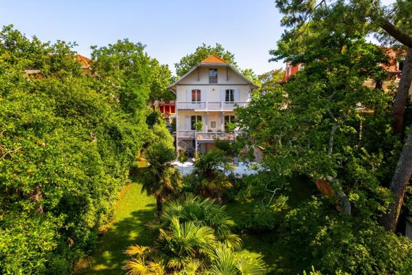 Vente Maison de luxe Arcachon 9 Pièces 302 m²