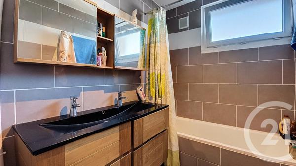 Appartement F5 à vendre  5 pièces - 95 m2 FEYZIN - 69