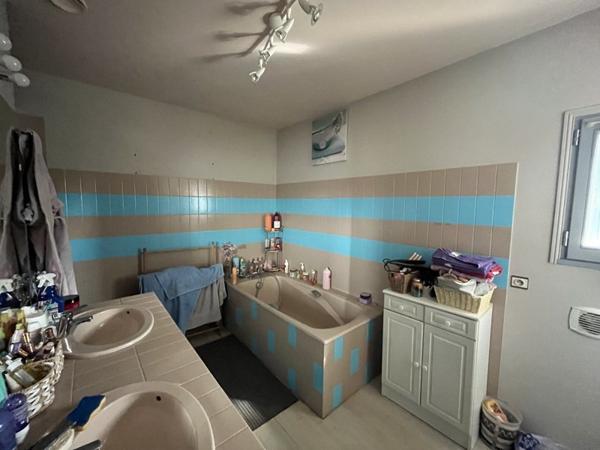 Maison à vendre |  Descartes |  8 pièces | 167 m²