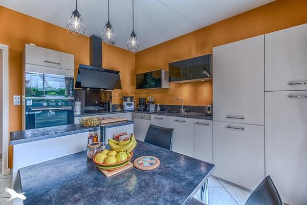 Maison à vendre |  Castelsarrasin |  4 pièces | 142 m²