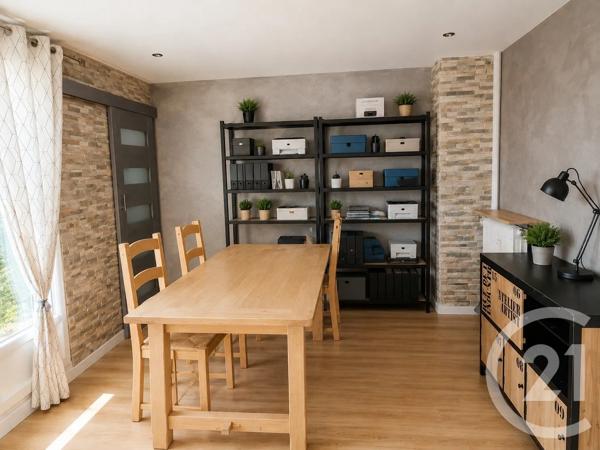 Appartement F4 à vendre  4 pièces - 74 m 2   ST MAX  - 54