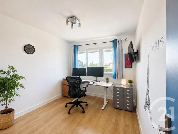Appartement F4 à vendre  4 pièces - 74 m 2   ST MAX  - 54
