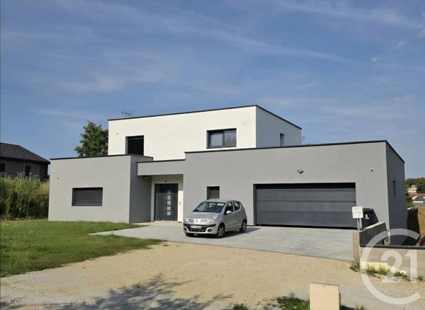 Maison à vendre  5 pièces - 205 m 2   TOUL  - 54