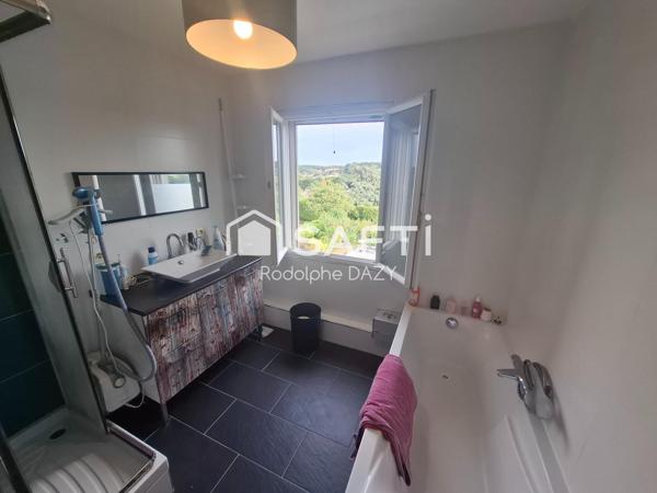 Maison de 210m² avec piscine chauffée