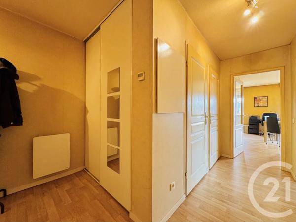 Appartement 3 à vendre  3 pièces - 60 m 2   STRASBOURG  - 67