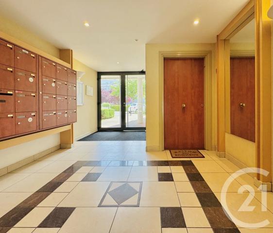 Appartement 3 à vendre  3 pièces - 60 m 2   STRASBOURG  - 67